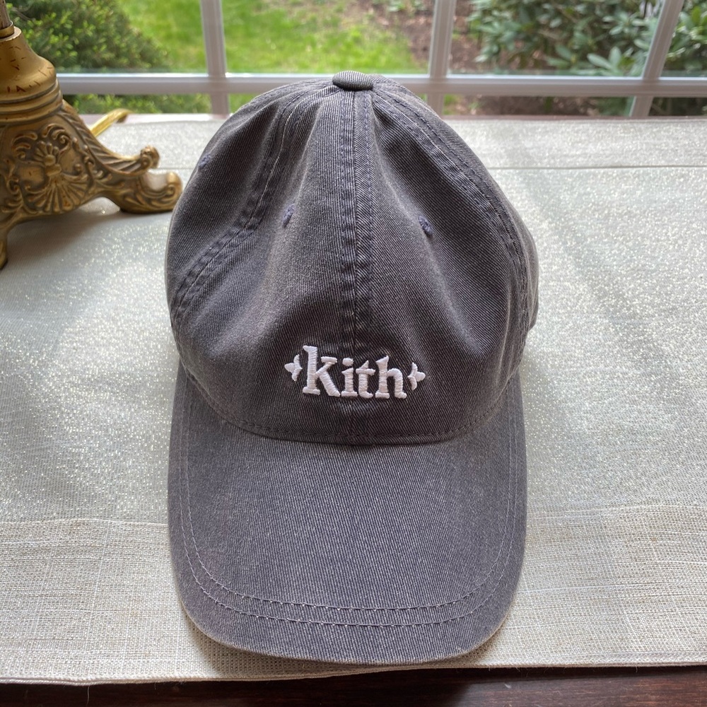 Brand new Kith hat